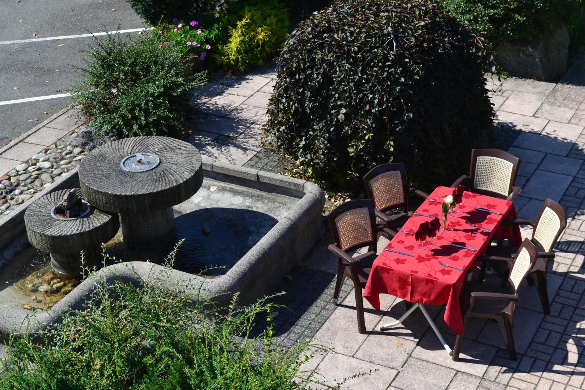 尼莫尔奇餐厅酒店 皮尔韦尔桑 外观 照片